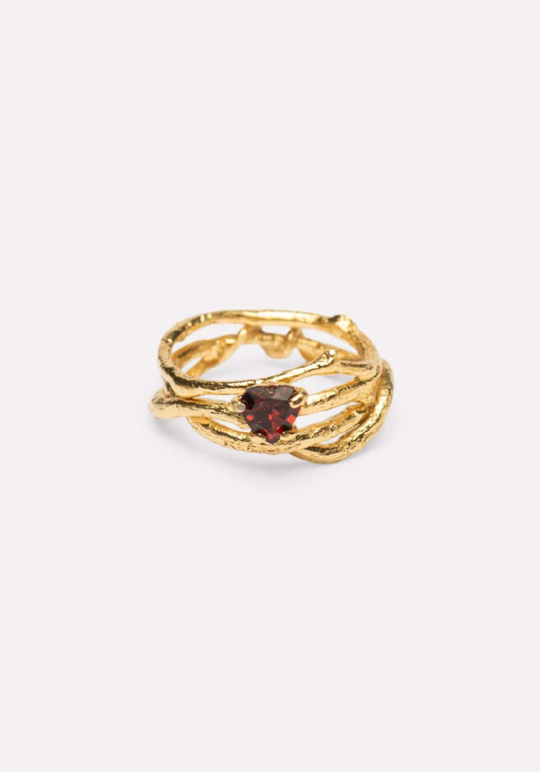 Wouters & Hendrix - Thorned Ring Set with Heart-Shaped Garnet in Gold