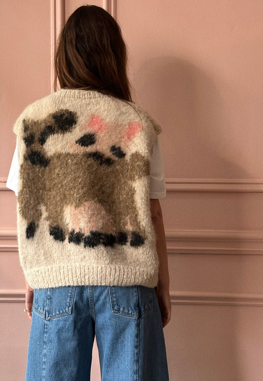 W.I.L.D. A.N.I.M.A.L.S. - Pug, Goats Vest in Beige