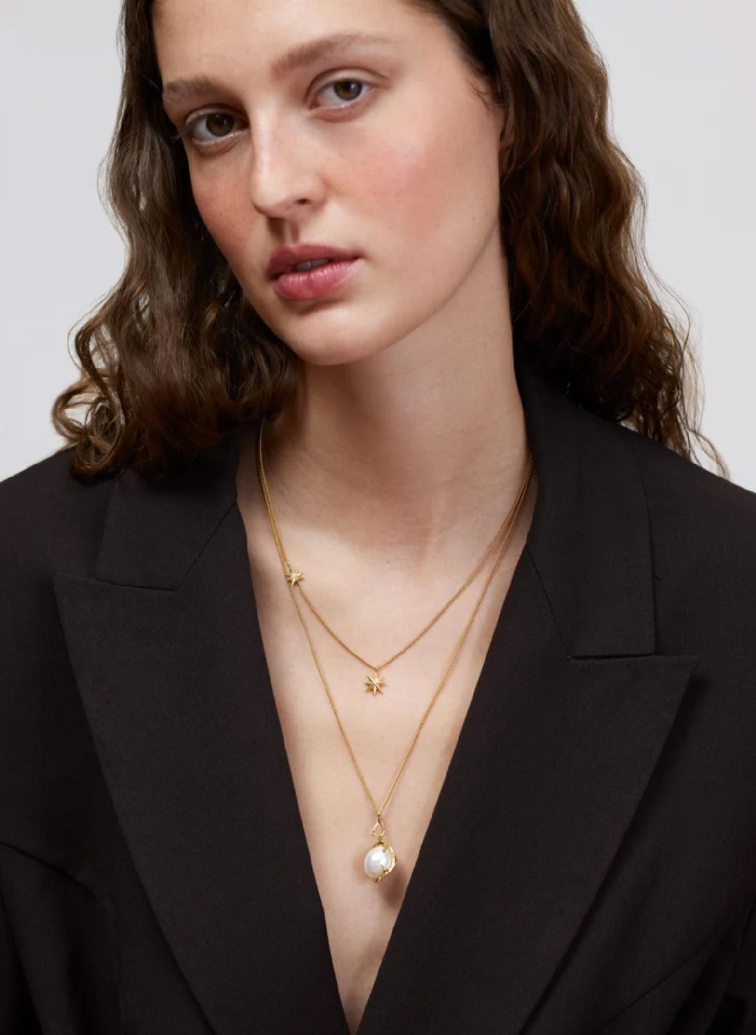 Wouters + Hendrix - Asymmetric Necklace with Star Pendant in Gold
