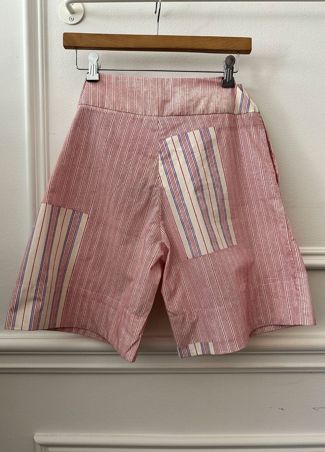 THIERRY COLSON - Bastian Shorts in Red + Neel Pirate Stripes