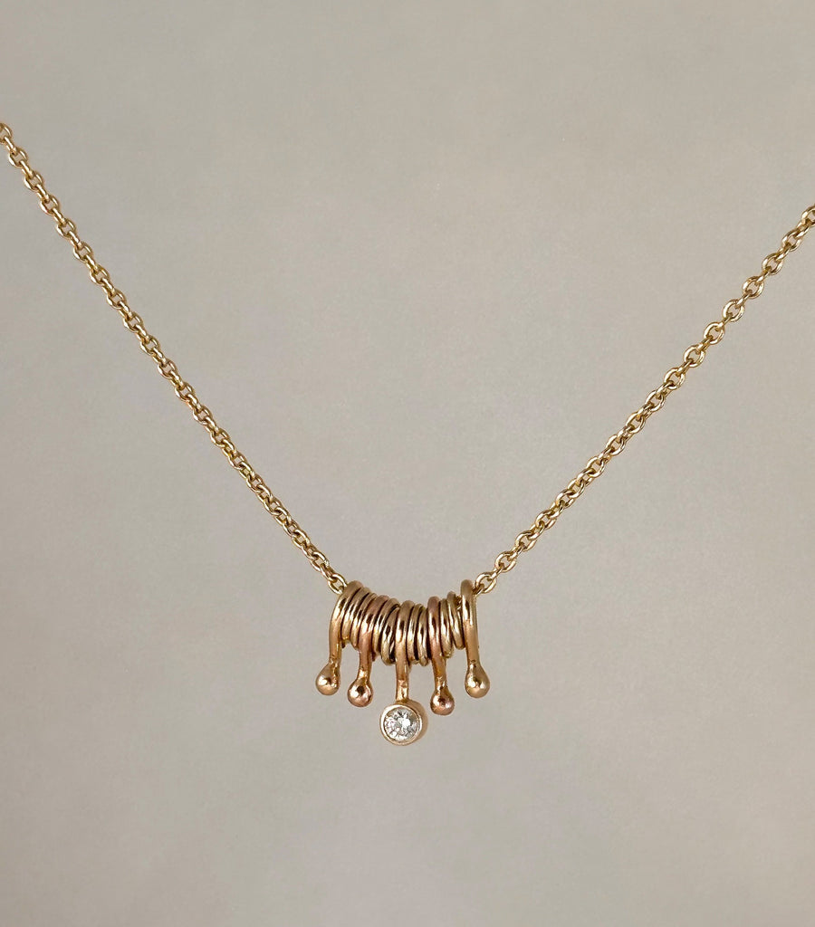JANE HOLLINGER - 14k yellow gold necklace with white diamond