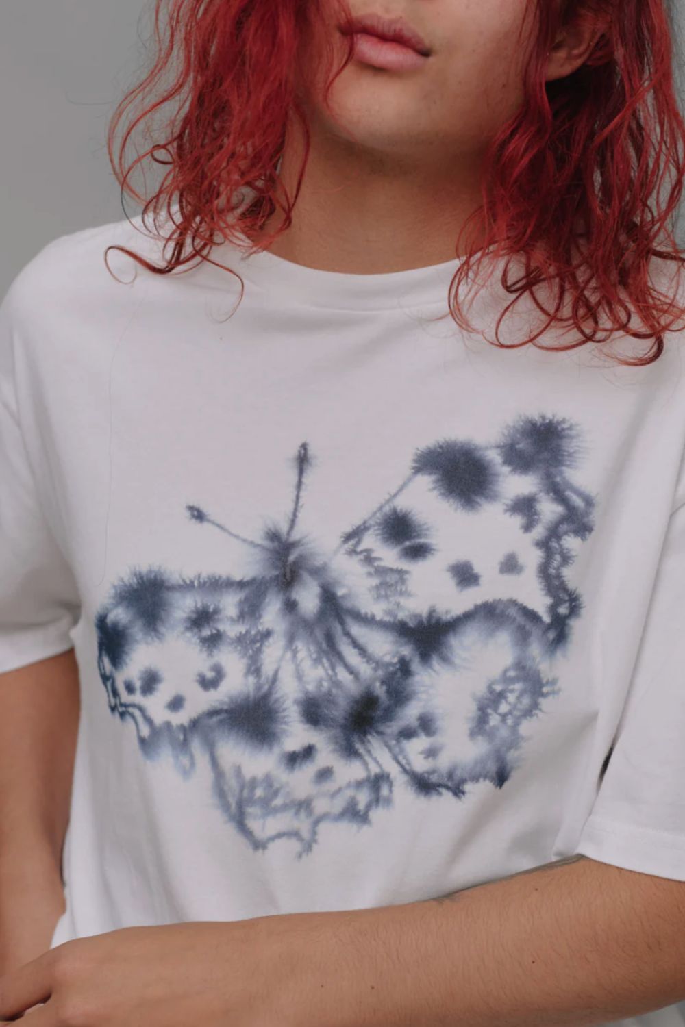 W.I.L.D. A.N.I.M.A.L.S. - Butterfly T-Shirt in White