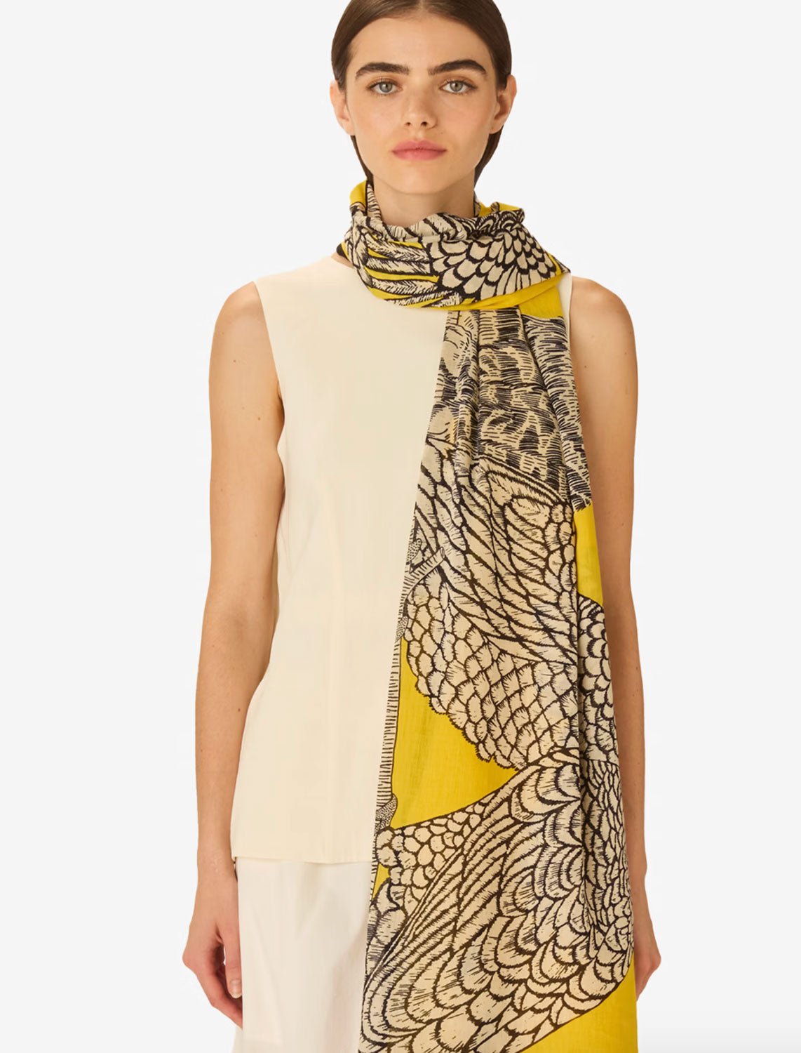 INOUI EDITIONS - Caracat Scarf 100 in Yellow