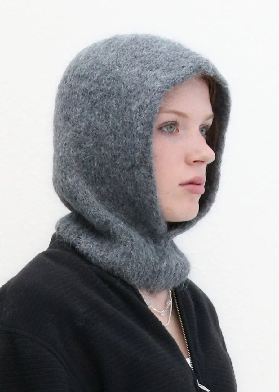 KARAKORAM - Knitted Hood in Granite