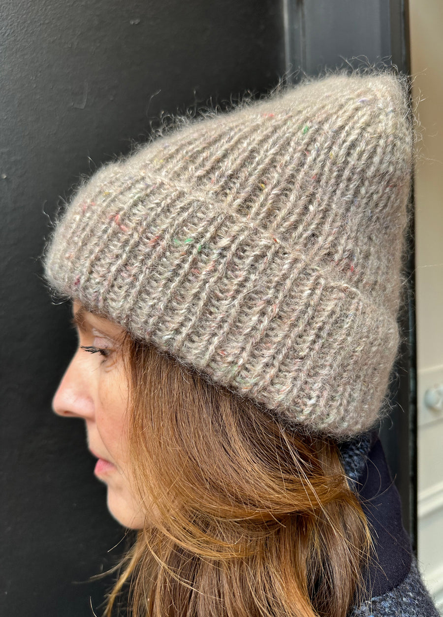 KARAKORAM - Hand Knitted Multicolour Hat in Grey Melange