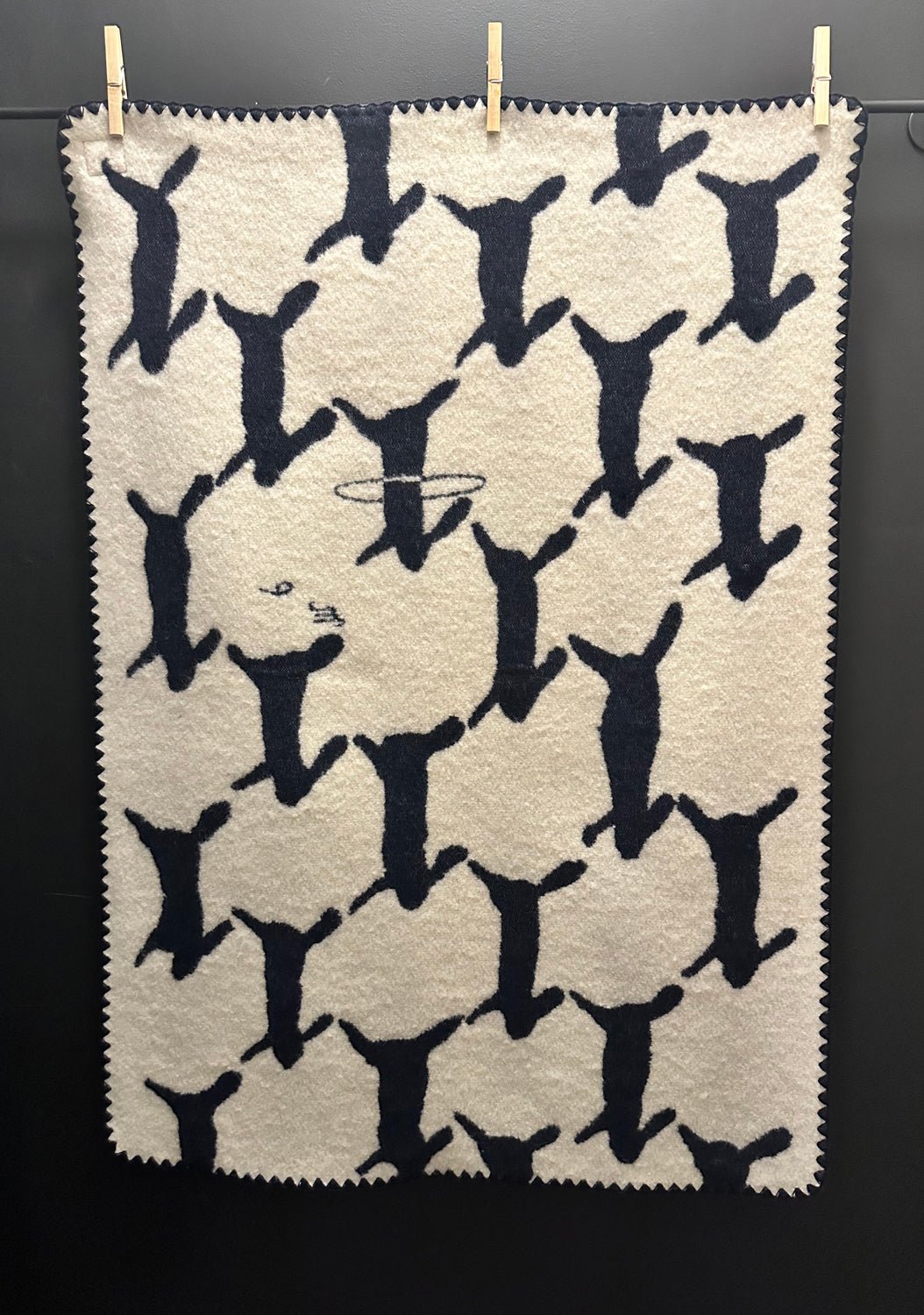 MINA PERHONEN - RUN RUN RUN Blanket in Navy