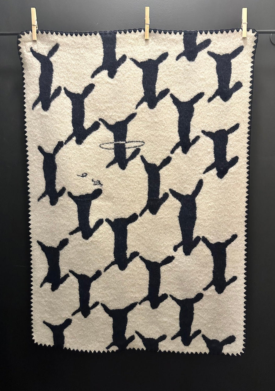 MINA PERHONEN - RUN RUN RUN Blanket in Navy