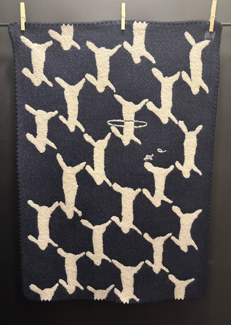 MINA PERHONEN - RUN RUN RUN Blanket in Navy