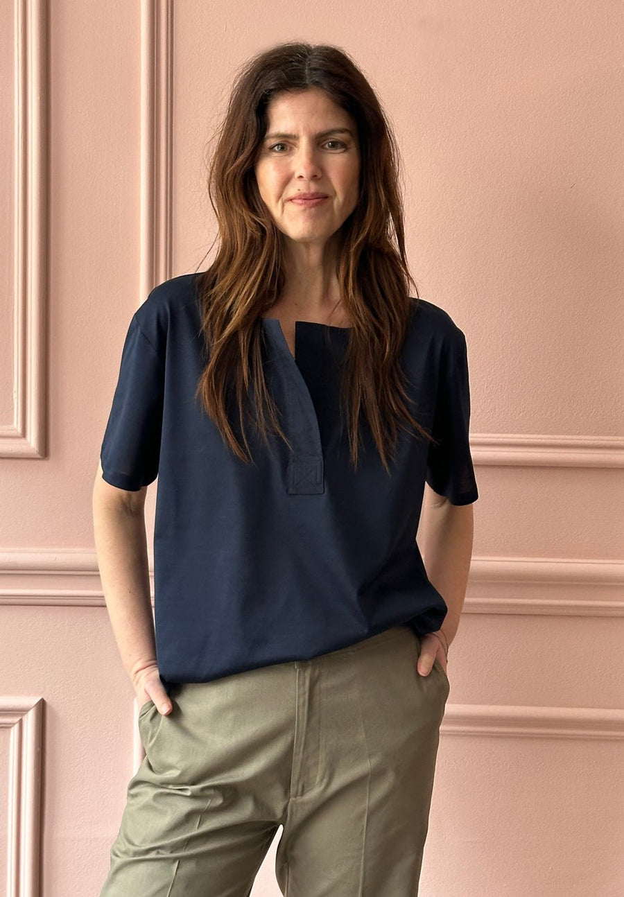 LES PRAIRIES DE PARIS - T-Shirt Miki in Navy