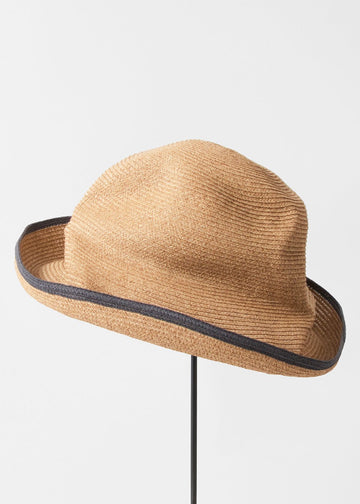 MATURE HA - Boxed Hat with Switch Colour Line Edge.