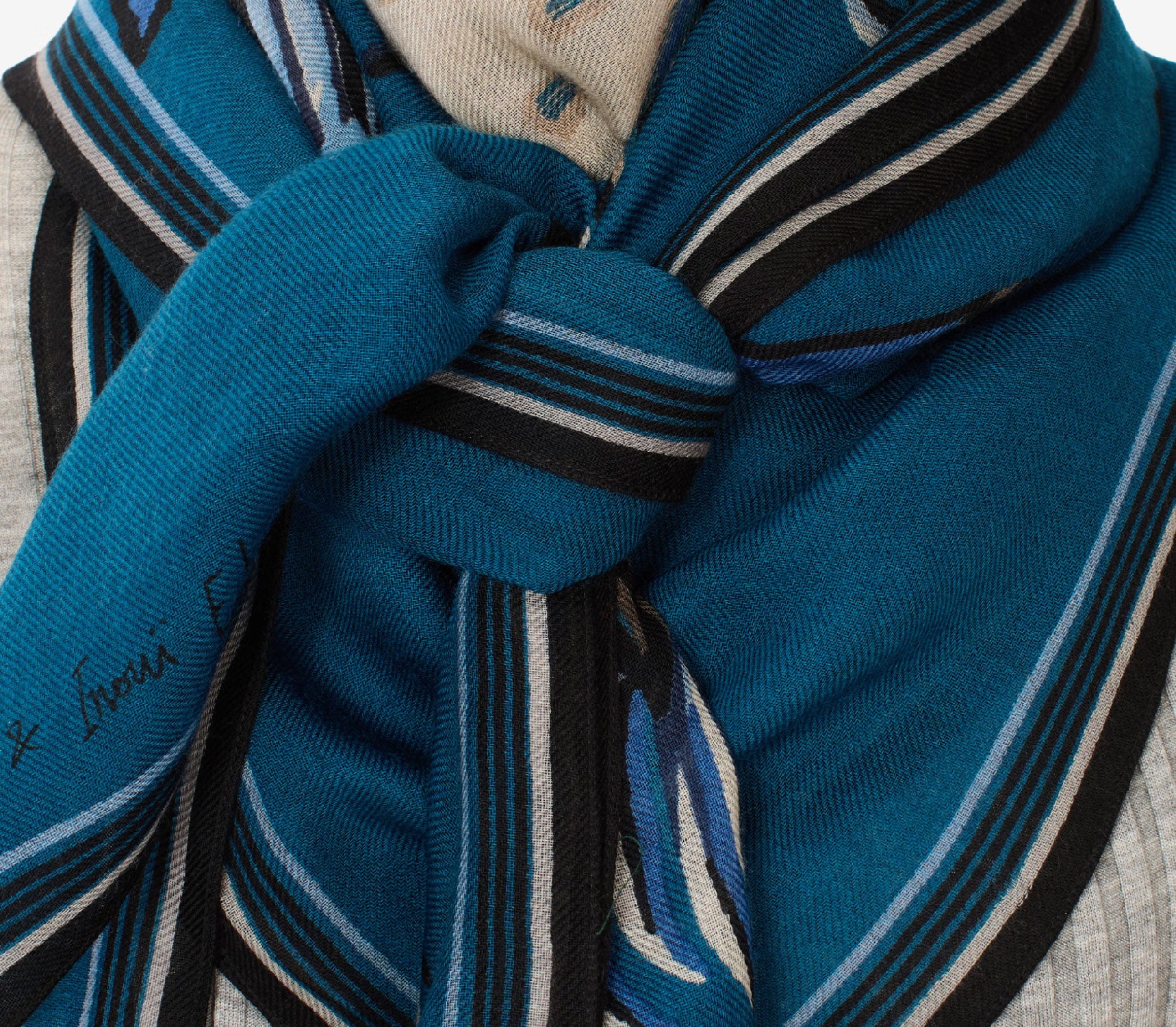 INOUI EDITIONS -130 Western Square Scarf in Blue