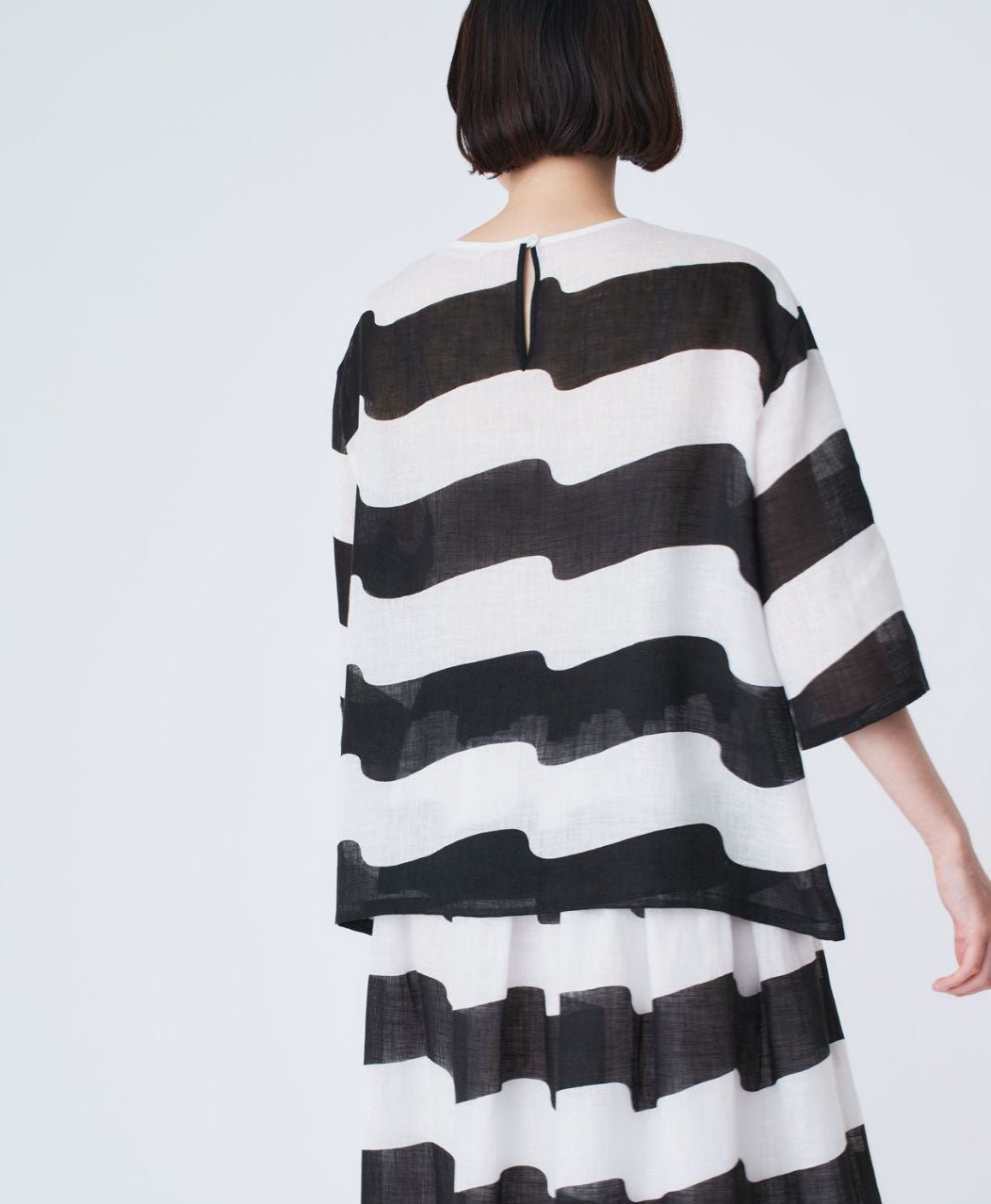 MINA PERHONEN - Linen Wind Flag Top in White/Black