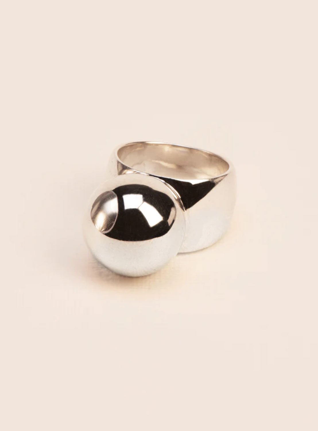 Wouters & Hendrix - Ball Ring in Sterling Silver